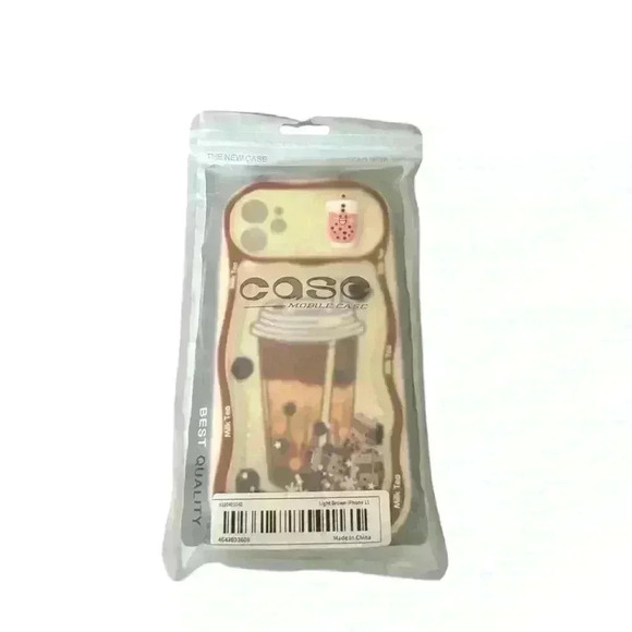 iPhone Cover Boba Milk Tea with Sliding Camera-NWT - Picture 4 of 4
